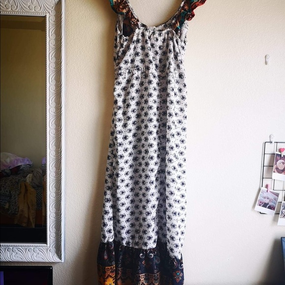 Cute dress 😍 - Picture 2 of 4